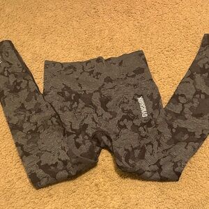 GYMSHARK womens camo!!